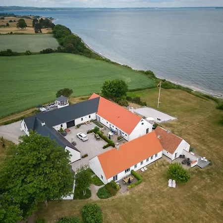 Hébergement de vacances Stunning In With 4 Bedrooms And Wifi Knebel