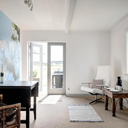 Stunning In With 4 Bedrooms And Wifi Hébergement de vacances